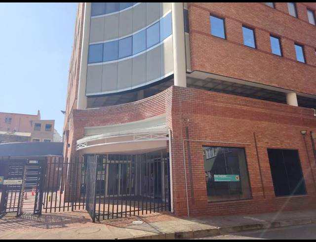 RETAIL PROPERTY TO RENT IN BEREA WEST